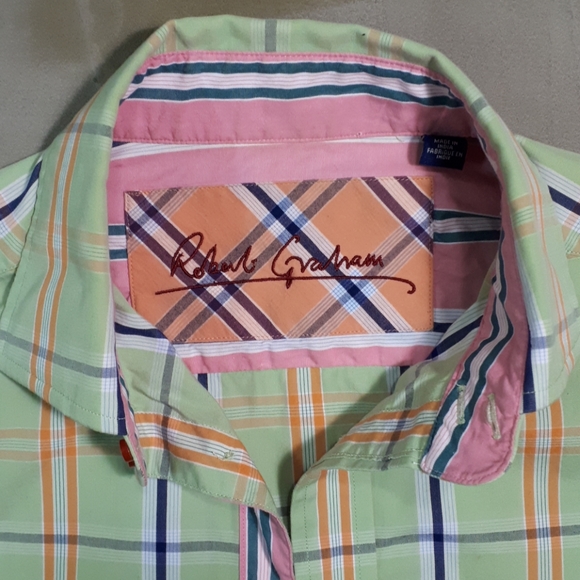 Robert Graham shirt - Picture 2 of 6